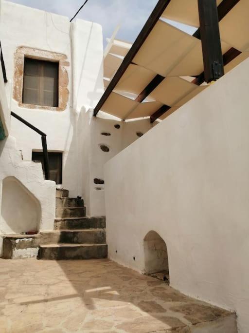 Looby's At Christos Leros Holiday home *